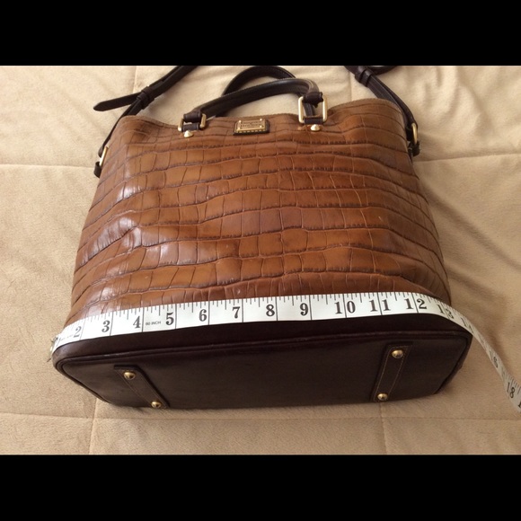 Dooney Bourke Tote - Picture 2 of 10